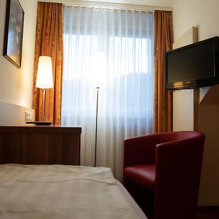 Hotel Jaegerhof Bad Hersfeld Exterior photo