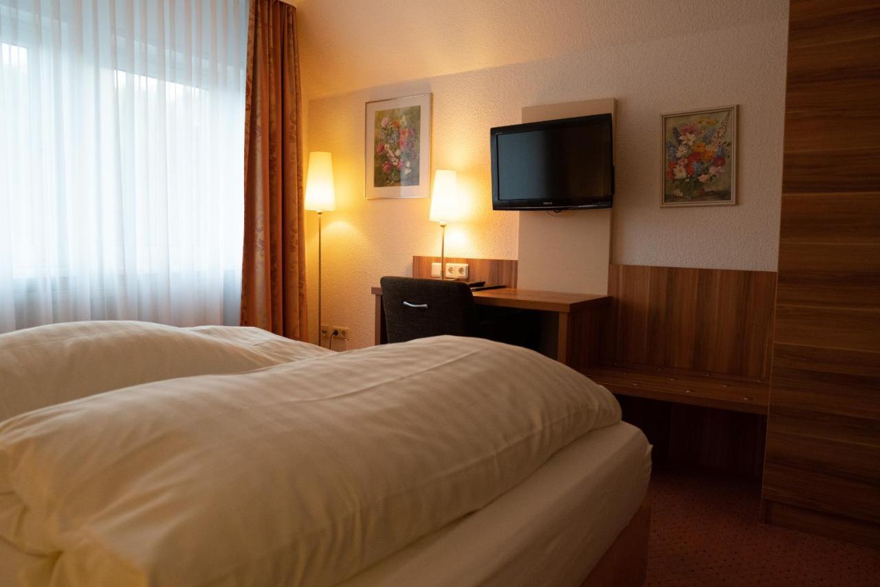 Hotel Jaegerhof Bad Hersfeld Exterior photo